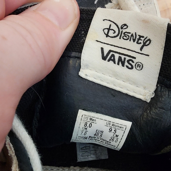 Vans Disney x Geoff McFetridge x Sk8-Hi 'Mickey's 90th' sneaker - Picture 6 of 7